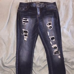 Size 15 Wallflower Distressed Skinny Jeans